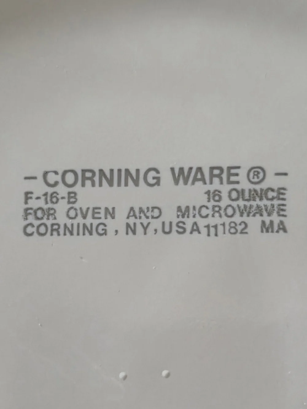 Vtg Corning Ware 5.5” French White F-16-B Individual Casserole Dish 16oz Bowl